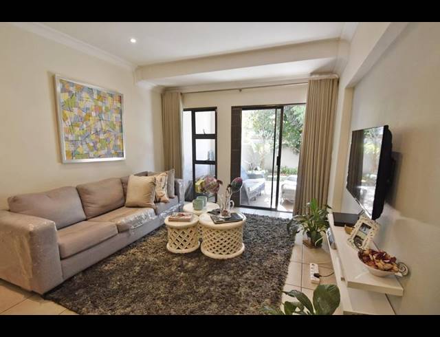 2 BEDROOM APARTMENT FOR SALE IN SANDOWN